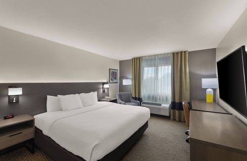 St. Johns Hotel | Comfort Inn & Suites Austin North Loop