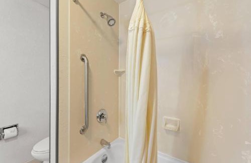 Berea Hotel | Comfort Inn & Suites Berea