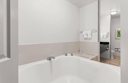 Berea Hotel | Comfort Inn & Suites Berea