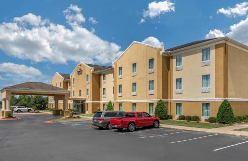 Bryant Hotel | Comfort Inn & Suites Bryant - Benton