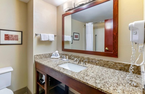 New River Hotel | Comfort Inn & Suites Christiansburg I-81