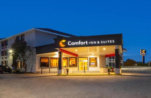 Barrie Hotel | Comfort Inn & Suites