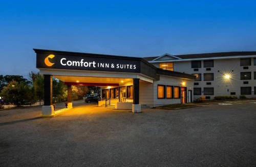 Barrie Hotel | Comfort Inn & Suites