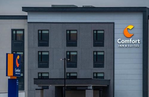 Bradford West Gwillimbury Hotel | Comfort Inn & Suites