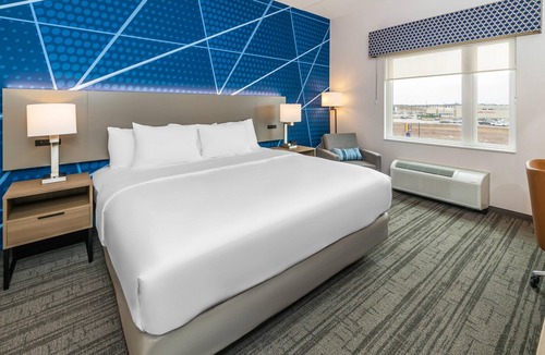 Bradford West Gwillimbury Hotel | Comfort Inn & Suites
