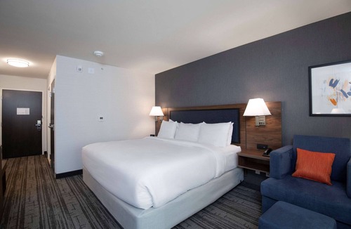 Carleton Place Hotel | Comfort Inn & Suites