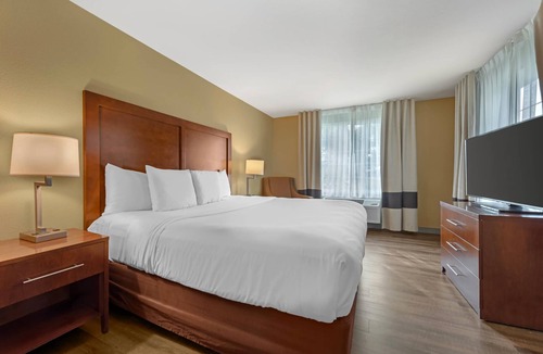 Carbondale Hotel | Comfort Inn & Suites Carbondale on the Roaring Fork