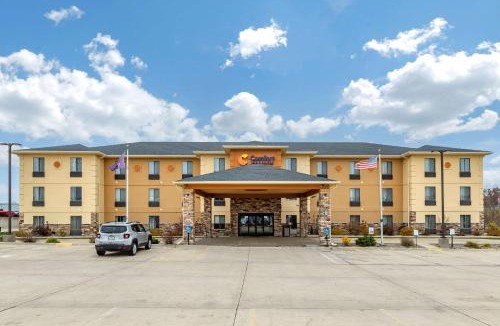 Cedar Rapids Hotel | Comfort Inn & Suites Cedar Rapids North - Collins Road
