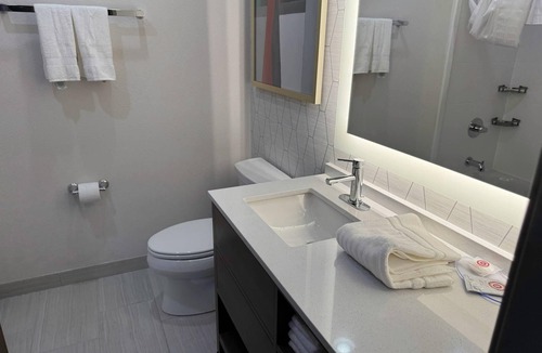 Colby Hotel | Comfort Inn & Suites Colby