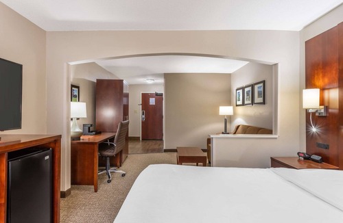 Conway Hotel | Comfort Inn & Suites Conway