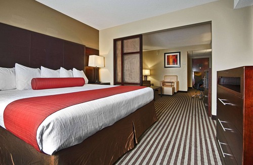 Akron Hotel | Comfort Inn & Suites Copley Akron