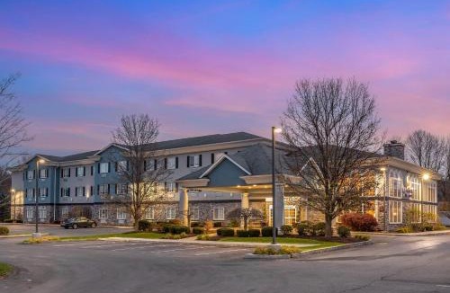 Castleton-on-Hudson Hotel | Comfort Inn & Suites East Greenbush - Albany