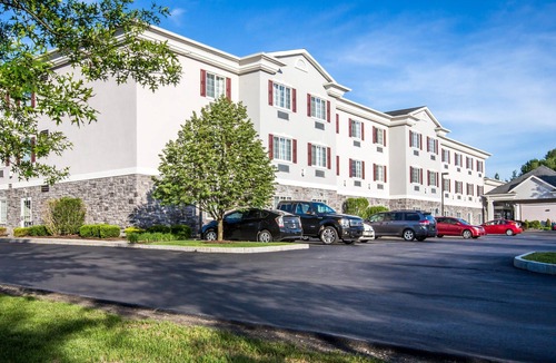 Castleton-on-Hudson Hotel | Comfort Inn & Suites East Greenbush - Albany