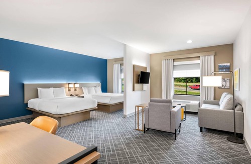 Fort Smith Hotel | Comfort Inn & Suites Fort Smith I-540