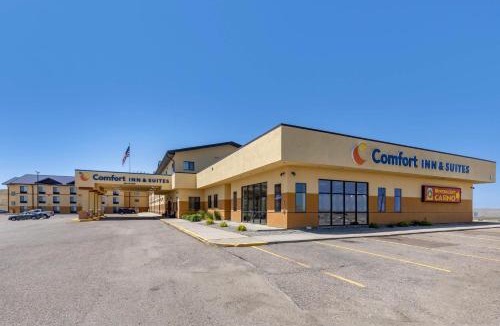 Shelby Hotel | Comfort Inn & Suites Gateway to Glacier National Park