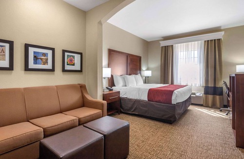 Jenks Hotel | Comfort Inn & Suites Glenpool