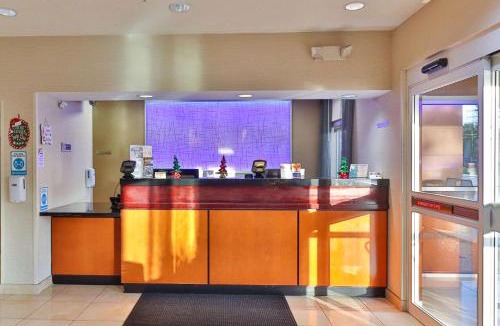 Houston Hotel | Comfort Inn & Suites Houston North - Spring