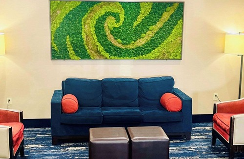 Jackson Hotel | Comfort Inn & Suites Jackson North