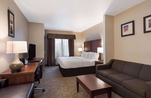 Las Vegas Hotel | Comfort Inn & Suites Las Vegas - Nellis