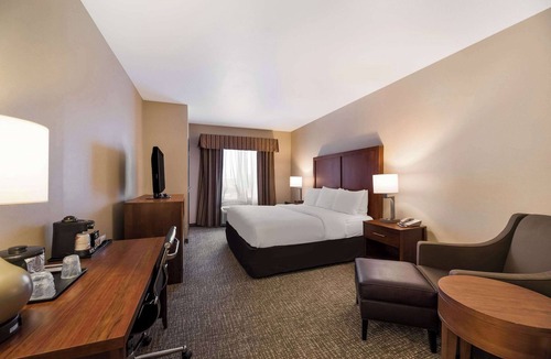 Las Vegas Hotel | Comfort Inn & Suites Las Vegas - Nellis