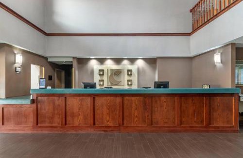 Lee's Summit Hotel | Comfort Inn & Suites Lees Summit - Kansas City