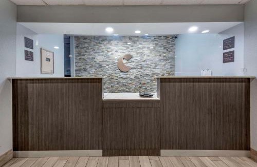 Bayberry Hotel | Comfort Inn & Suites Liverpool - Syracuse