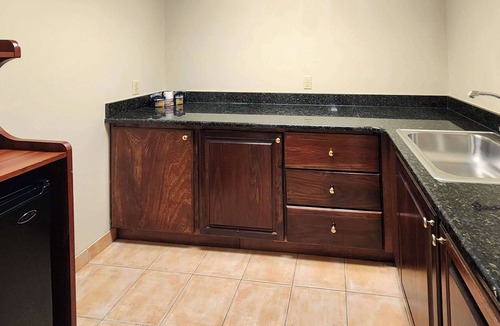 Pocono Summit Hotel | Comfort Inn & Suites Mount Pocono