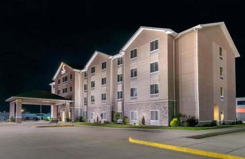 Marion Hotel | Comfort Inn & Suites Marion I-57