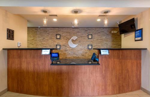 Marion Hotel | Comfort Inn & Suites Marion I-57