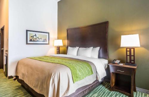 Moore Hotel | Comfort Inn & Suites Moore - Oklahoma City