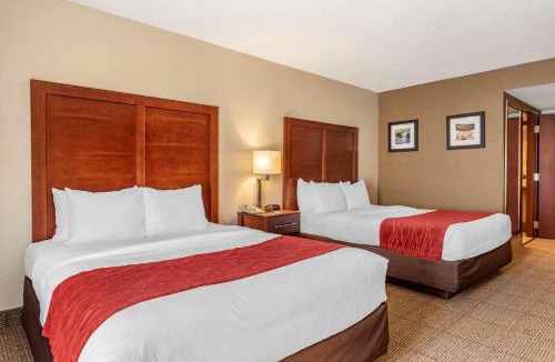 Farmers Hotel | Comfort Inn & Suites Morehead