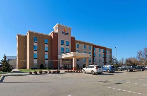 Newcastle Hotel | Comfort Inn & Suites Newcastle - Oklahoma City