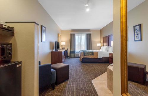 Norman Hotel | Comfort Inn & Suites Norman near University