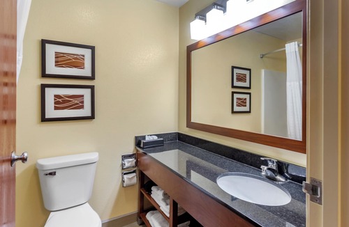 North Aurora Hotel | Comfort Inn & Suites North Aurora - Naperville