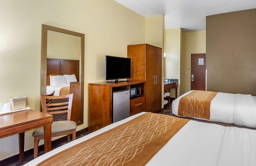 North Aurora Hotel | Comfort Inn & Suites North Aurora - Naperville