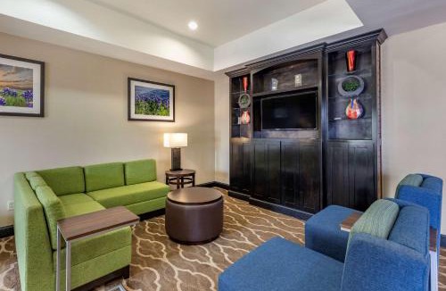 Paris Hotel | Comfort Inn & Suites Paris