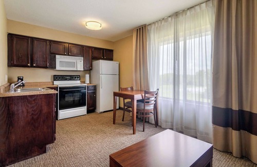 Pittsburg Hotel | Comfort Inn & Suites Pittsburg KS