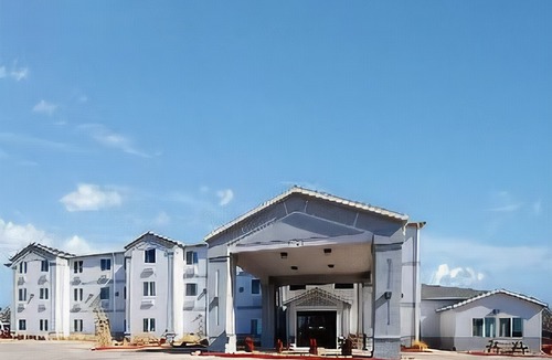 Ponca City Hotel | Comfort Inn & Suites Ponca City Near Marland Mansion