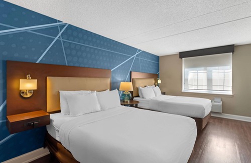 Pottstown Hotel | Comfort Inn & Suites Pottstown Eastern Gateway