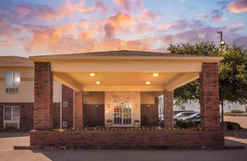 Red Oak Hotel | Comfort Inn & Suites Red Oak - Dallas Area