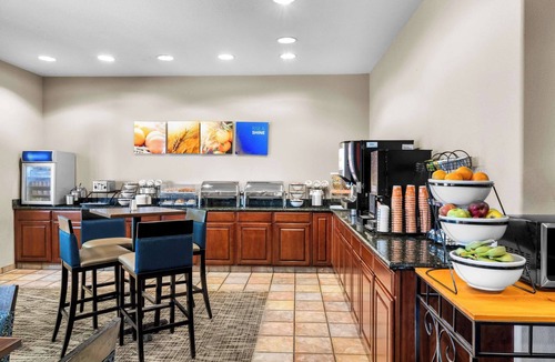 Riverton Hotel | Comfort Inn & Suites Riverton