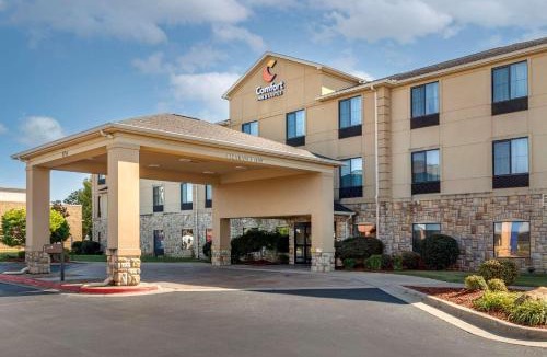 Russellville Hotel | Comfort Inn & Suites Russellville I-40