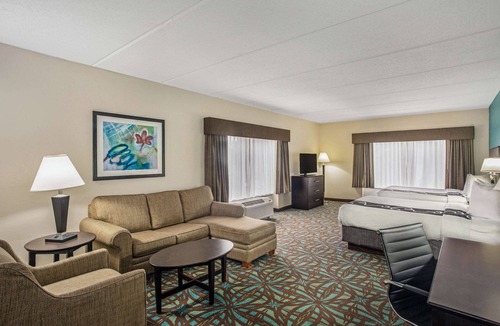 Fruitville Hotel | Comfort Inn & Suites Sarasota I75