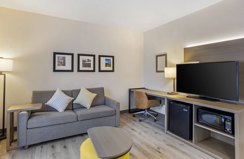 South Waverly Hotel | Comfort Inn & Suites Sayre