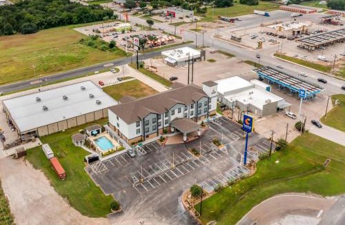 Schulenburg Hotel | Comfort Inn & Suites Schulenburg
