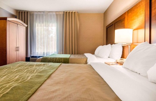 Shawinigan Hotel | Comfort Inn & Suites Shawinigan