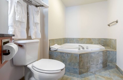 Shawinigan Hotel | Comfort Inn & Suites Shawinigan
