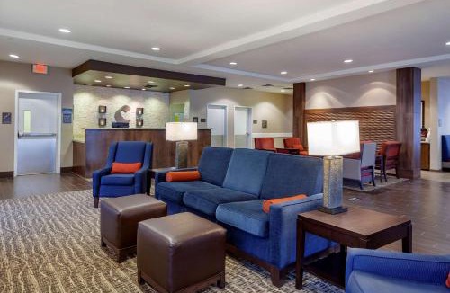 Sidney Hotel | Comfort Inn & Suites Sidney I-80