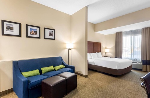 Miner Hotel | Comfort Inn & Suites Sikeston I-55