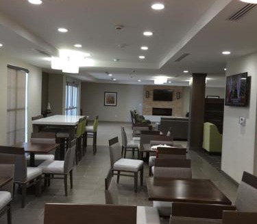 Ira Hotel | Comfort Inn & Suites Snyder